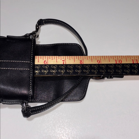 Coach Black Vintage Y2K Soho Wristlet Coach Black Leather Cell Phone Holder Y2K - Picture 11 of 16